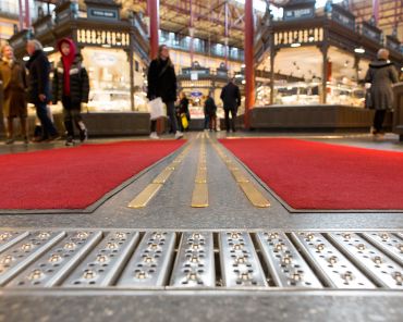 CENTRO COMERCIAL DE UPPSALA, SUECIA